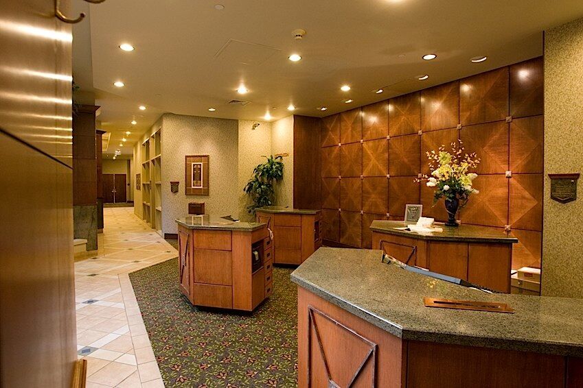 Hotel Topeka At City Center Ngoại thất bức ảnh
